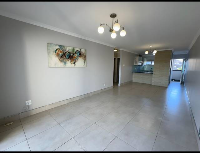 2 BEDROOM FLAT FOR SALE IN NEW TOWN CENTRE